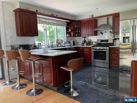 108 Aspen Court Norwood NJ 07648