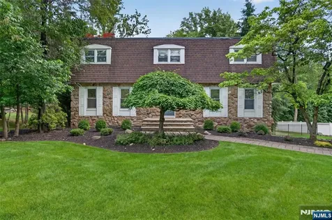 559 Wayne Drive River Vale NJ 07675