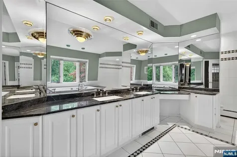 559 Wayne Drive River Vale NJ 07675