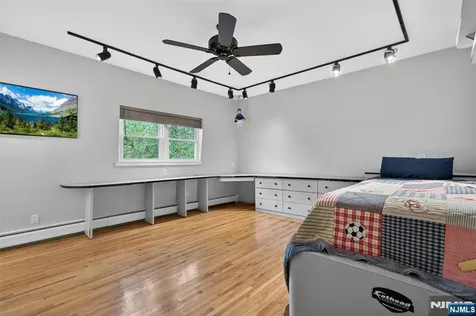 559 Wayne Drive River Vale NJ 07675