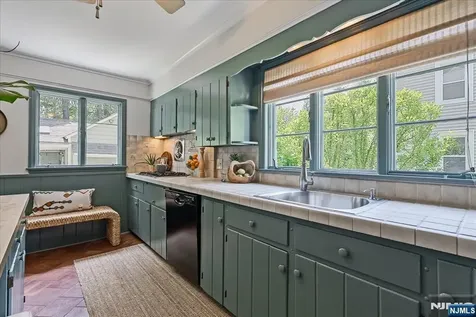 3 Ferguson Place Glen Rock NJ 07452