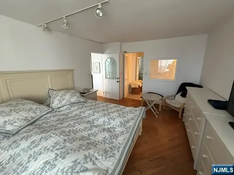 770 Anderson Cliffside Park NJ 07010