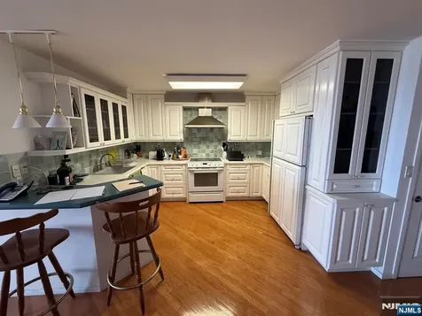 770 Anderson Cliffside Park NJ 07010