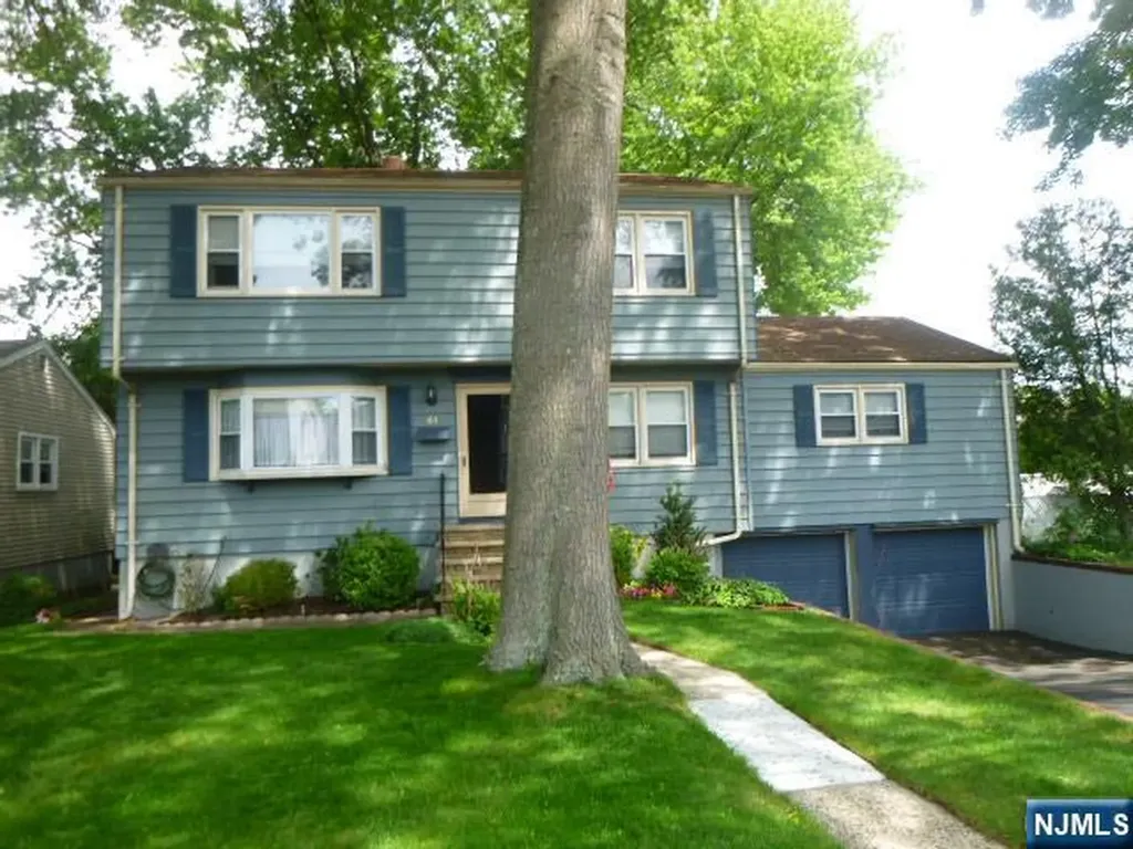 61 Aladdin Avenue Dumont NJ 07628