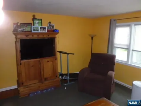 61 Aladdin Avenue Dumont NJ 07628