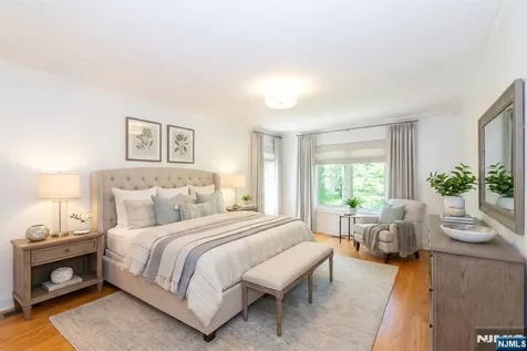 26 Mill Pond Road Woodland Park NJ 07424