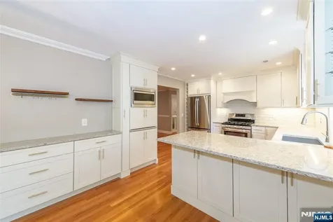 26 Mill Pond Road Woodland Park NJ 07424