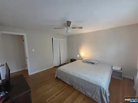 360 New York Avenue Lyndhurst NJ 07071