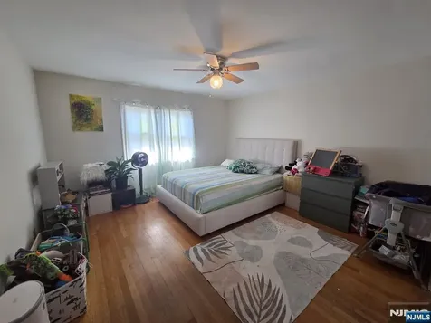 360 New York Avenue Lyndhurst NJ 07071