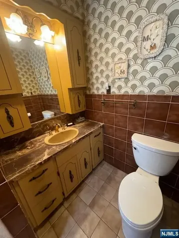 330 Stuyvesant Avenue Lyndhurst NJ 07071