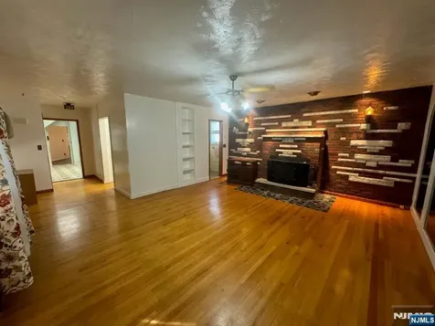 330 Stuyvesant Avenue Lyndhurst NJ 07071