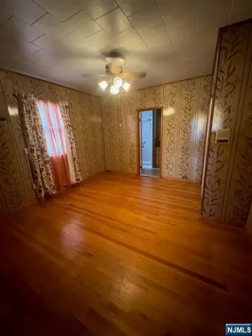 330 Stuyvesant Avenue Lyndhurst NJ 07071