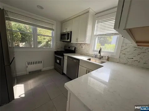 11 Holland Avenue Demarest NJ 07627