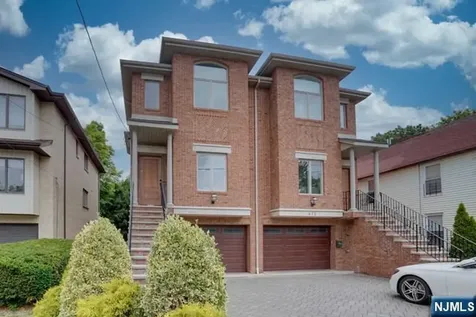 415 Westview Place Fort Lee NJ 07024