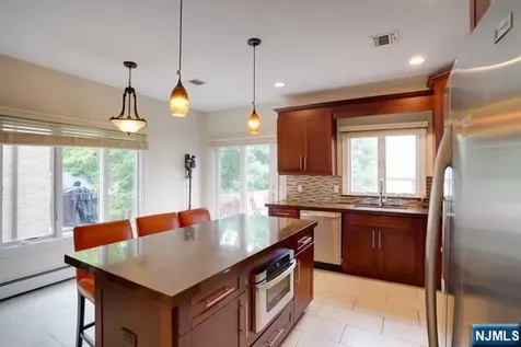 415 Westview Place Fort Lee NJ 07024