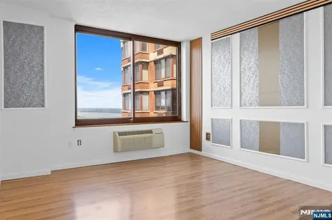 100 Old Palisade Road Fort Lee NJ 07024