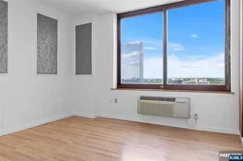 100 Old Palisade Road Fort Lee NJ 07024