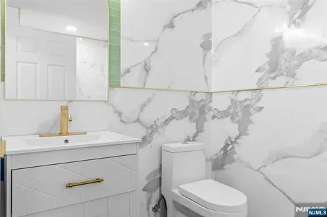 100 Old Palisade Road Fort Lee NJ 07024