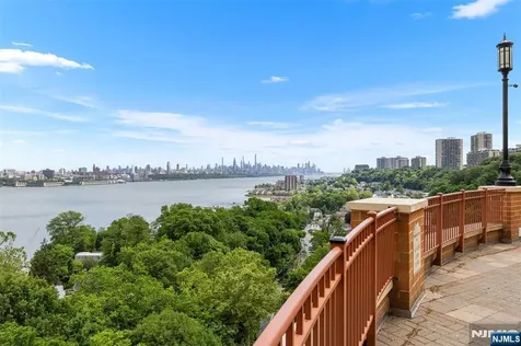 100 Old Palisade Road Fort Lee NJ 07024