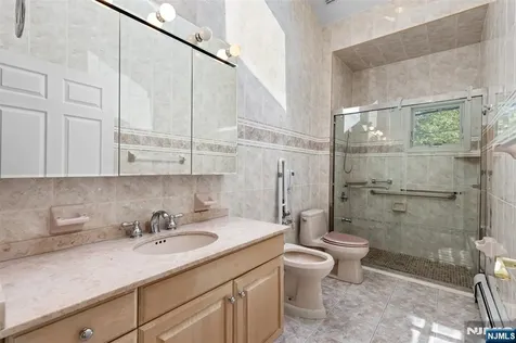 499 Morse Avenue Ridgefield NJ 07657