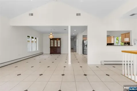 499 Morse Avenue Ridgefield NJ 07657