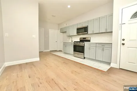 480 Bergen Avenue Jersey City NJ 07304