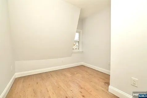 480 Bergen Avenue Jersey City NJ 07304