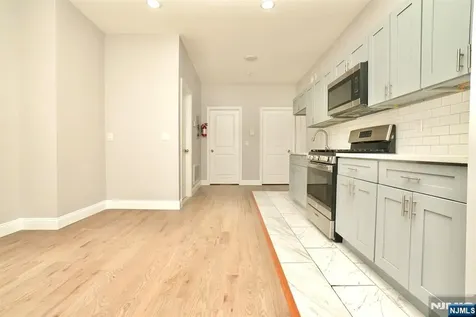 480 Bergen Avenue Jersey City NJ 07304