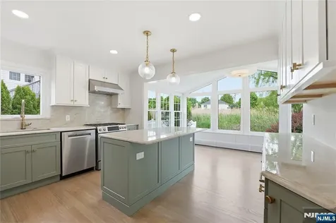 508 Tether Lane Paramus NJ 07652