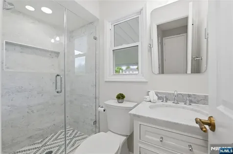 508 Tether Lane Paramus NJ 07652