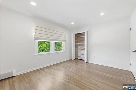 508 Tether Lane Paramus NJ 07652