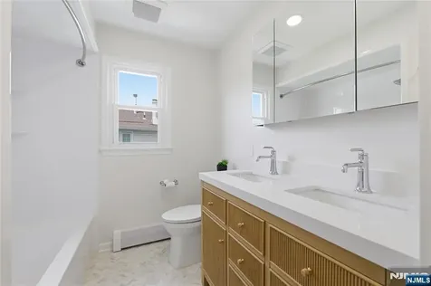 508 Tether Lane Paramus NJ 07652