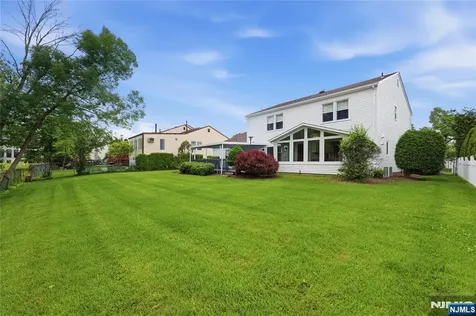 508 Tether Lane Paramus NJ 07652