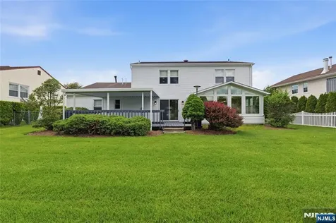 508 Tether Lane Paramus NJ 07652