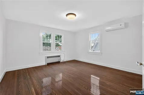 135 Rockwood Place Englewood NJ 07631