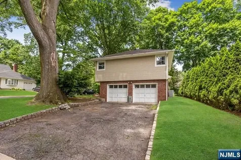 6 Clark Place Tenafly NJ 07670