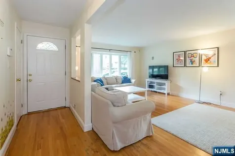 6 Clark Place Tenafly NJ 07670