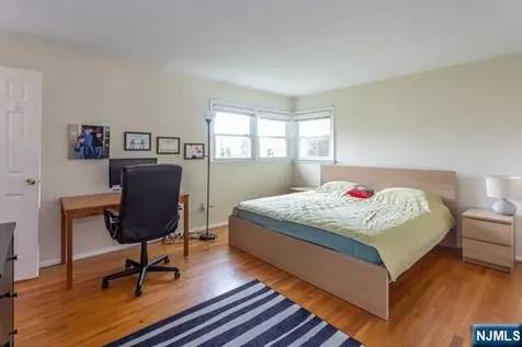 6 Clark Place Tenafly NJ 07670