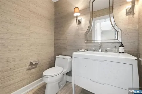 10 Old Quarry Road Englewood NJ 07631