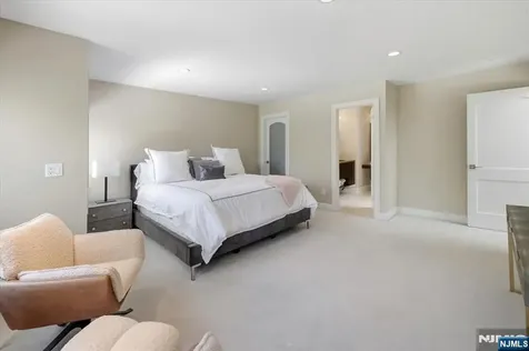 10 Old Quarry Road Englewood NJ 07631