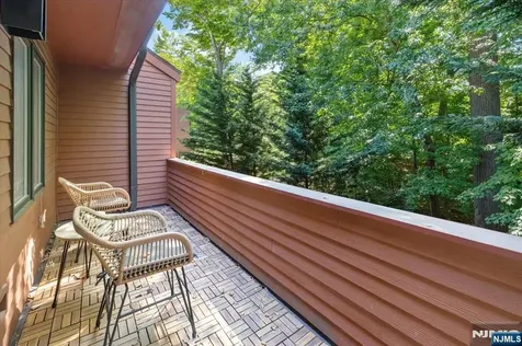 10 Old Quarry Road Englewood NJ 07631