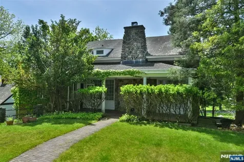 584 W Saddle River Road Upper Saddle River NJ 07458