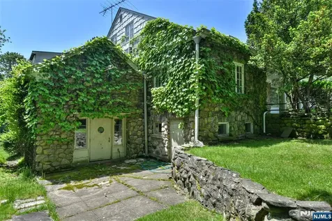 584 W Saddle River Road Upper Saddle River NJ 07458