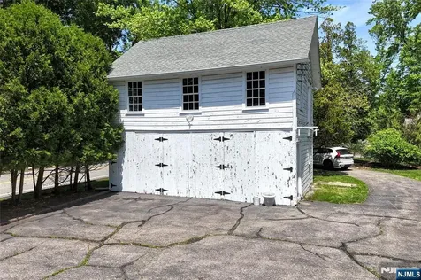 584 W Saddle River Road Upper Saddle River NJ 07458