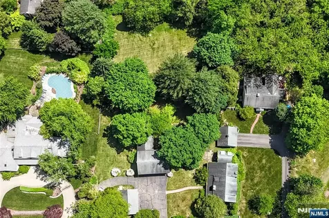 584 W Saddle River Road Upper Saddle River NJ 07458