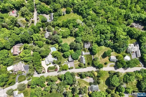 584 W Saddle River Road Upper Saddle River NJ 07458