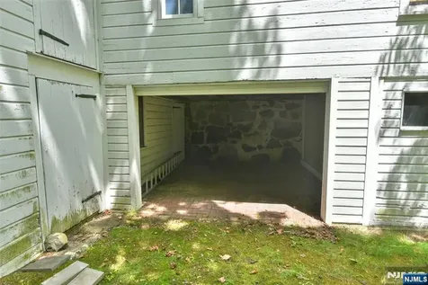 584 W Saddle River Road Upper Saddle River NJ 07458
