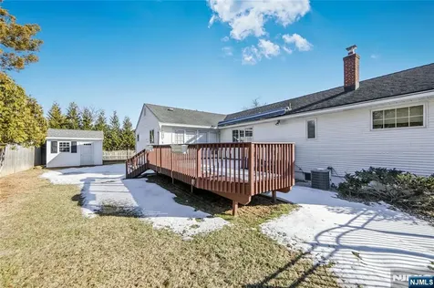16 Glen Place Old Tappan NJ 07675