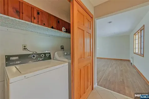 16 Glen Place Old Tappan NJ 07675