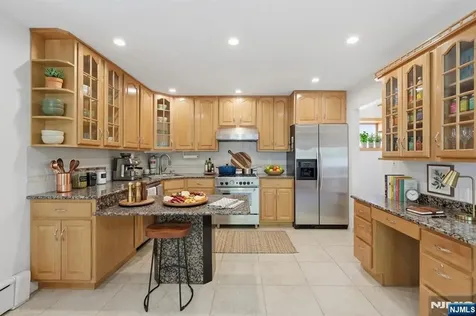54 William Street North Arlington NJ 07031